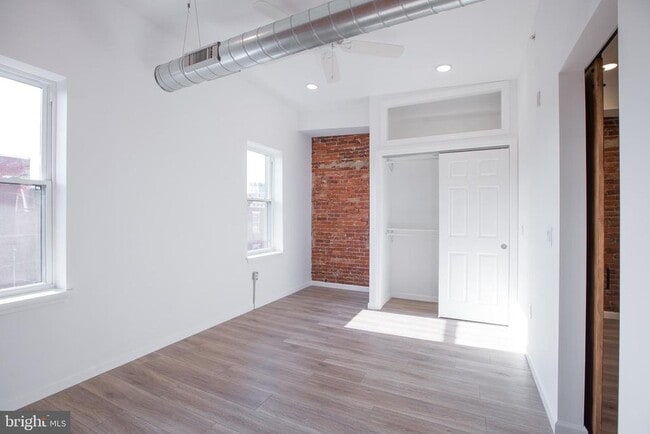 Building Photo - 1611 Swain St