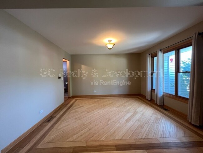 Building Photo - 2805 Breckenridge Cir