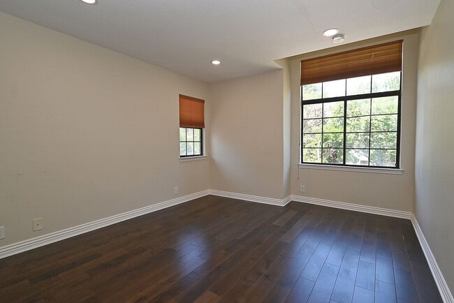 Building Photo - $5,900 - GORGEOUS 4 BEDROOM HOME IN MISSION SAN JOSE NEIGHBORHOOD