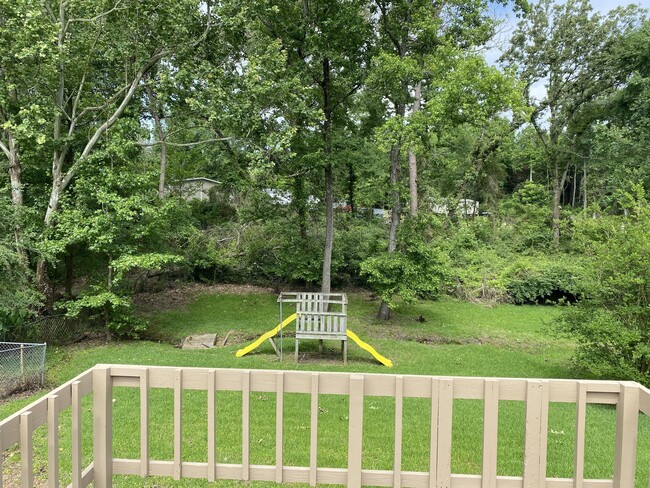 Building Photo - 10286 Dogwood Trail