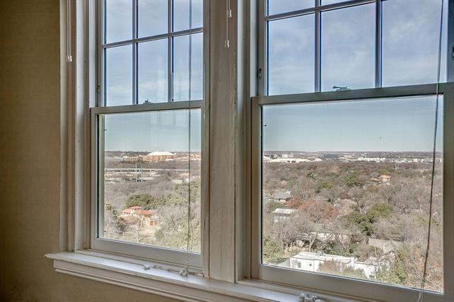 Building Photo - 2306 Park Pl Ave