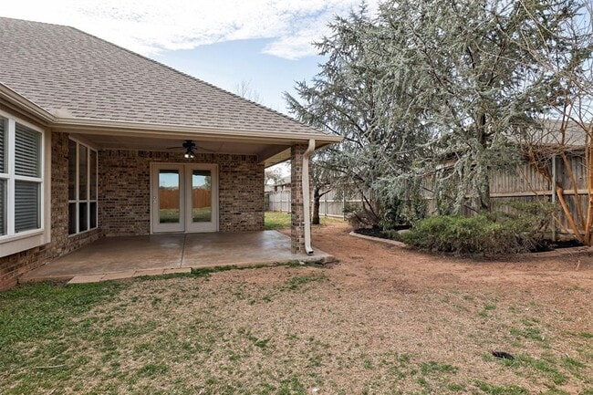 Building Photo - 1708 NW 161st Cir