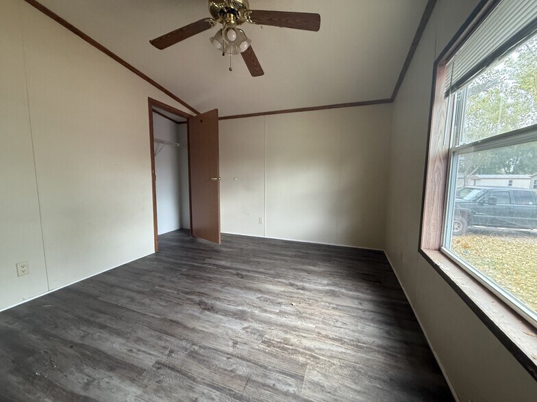 Building Photo - 4210 Lady Slipper Ln