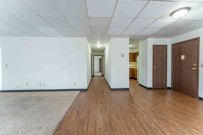 Building Photo - Regency Tower