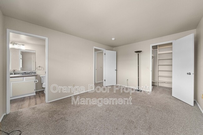 Building Photo - 3602 Nassau Ave NE
