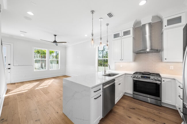 Building Photo - 520 S County Hwy 393