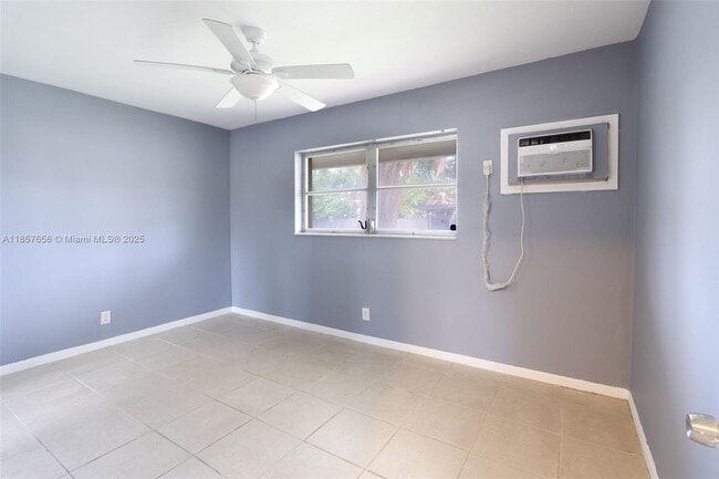 Building Photo - 1504 N 24th Ave