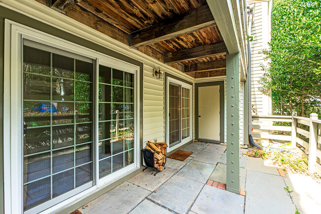 Building Photo - 11701 Karbon Hill Ct