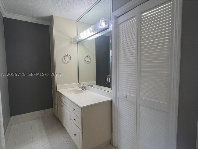 Building Photo - 14131 SW 146th Terrace