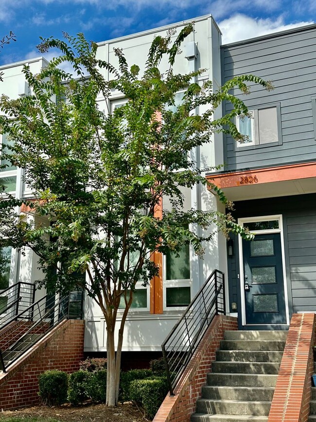 Primary Photo - Gorgeous! Southend Townhome!