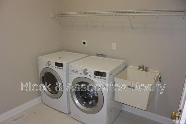 Building Photo - 9602 Heathermill Ln