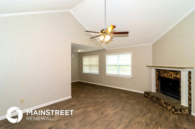 Building Photo - 7135 Hillshire Dr