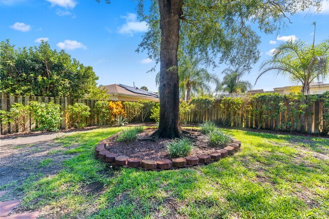 Building Photo - 8515 Indies Dr