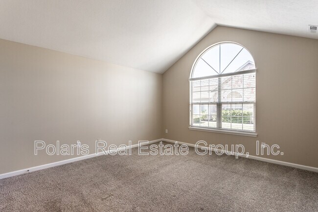 Building Photo - 7910 King Post Dr