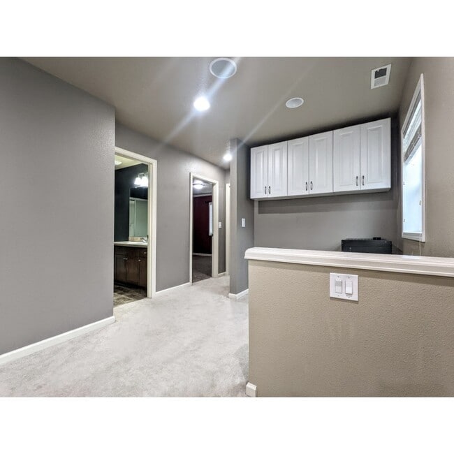 Building Photo - 730 SW 207th Pl