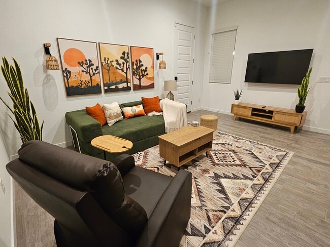 Building Photo - 17593 W Victory St