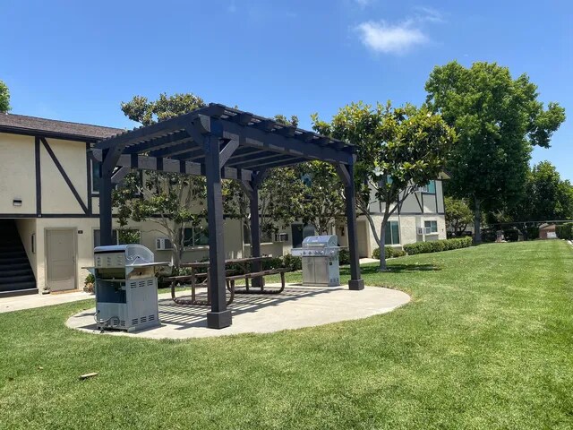 Building Photo - 4085-4089-4089 Nobel Dr