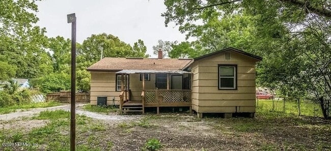 Building Photo - 3124 4th St Cir