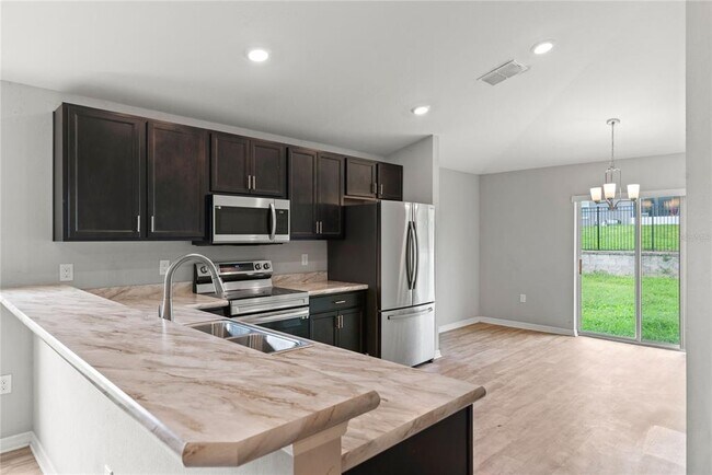 Building Photo - 961 Inverness Way