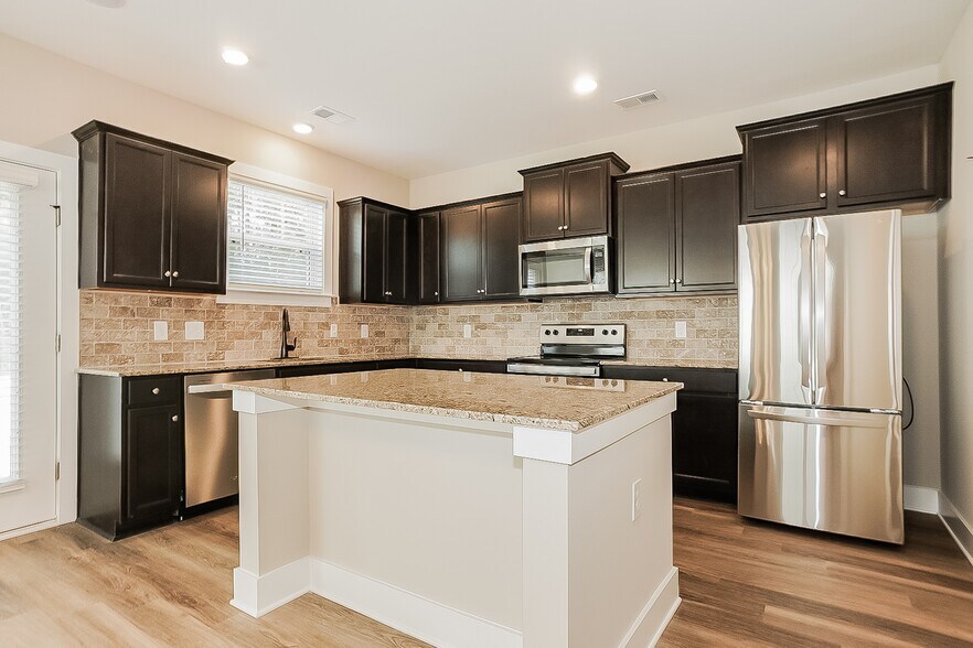 Building Photo - 1416 Feldspar Ct