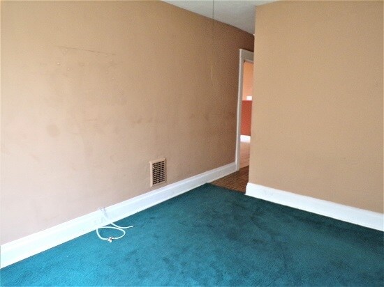 Building Photo - 432 16th St