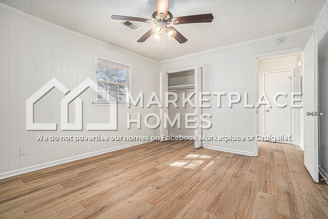 Building Photo - 2637 Shannon Dr