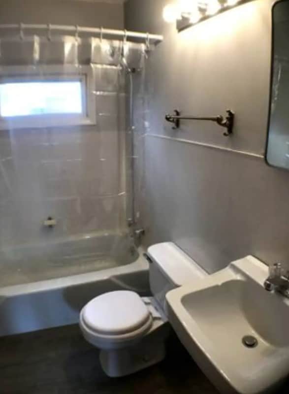 Building Photo - 909 Columbus St