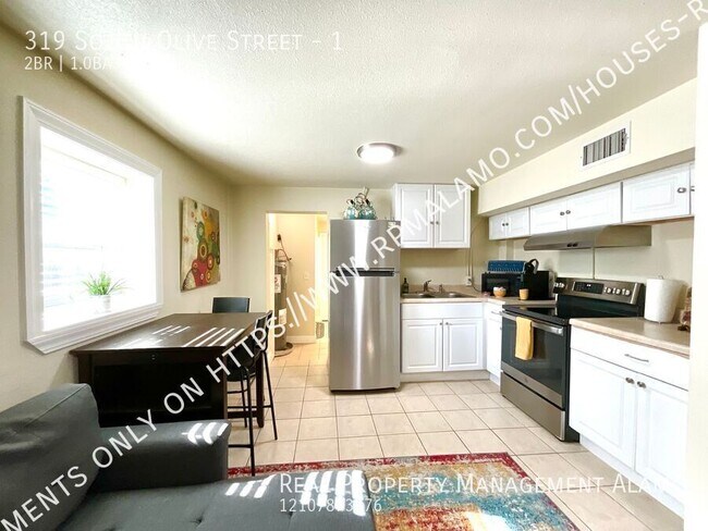 Building Photo - 319 S Olive St