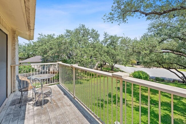 Building Photo - 709 Show Low Ct