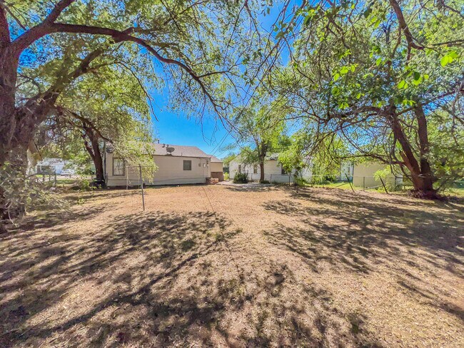 Building Photo - 2514 37th St