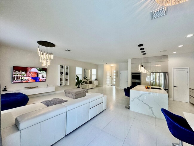 Building Photo - 4915 Whispering Way