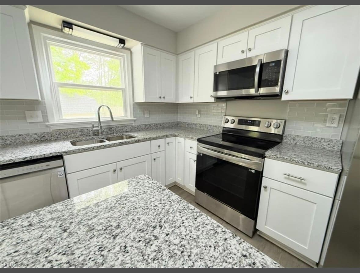 Building Photo - 458 Warner Hall Pl