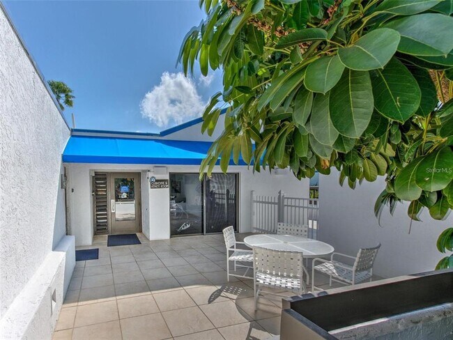 Building Photo - 829 Bayport Wy