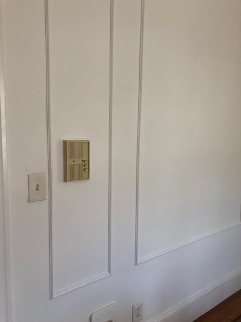 Building Photo - 385 Ives St