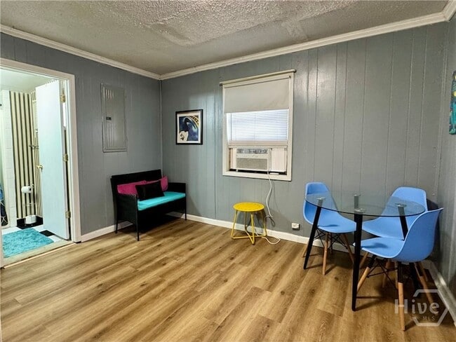 Building Photo - 12439 Largo Dr