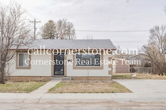 Building Photo - 1223 Rockwood Ave