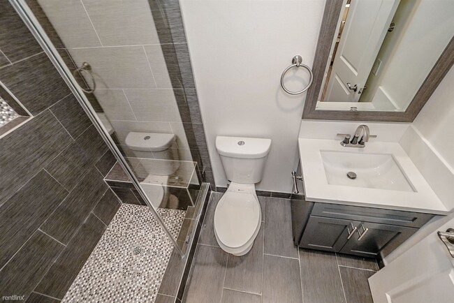 Building Photo - 4 br, 4 bath Duplex - 4508 Esmeralda Stree...