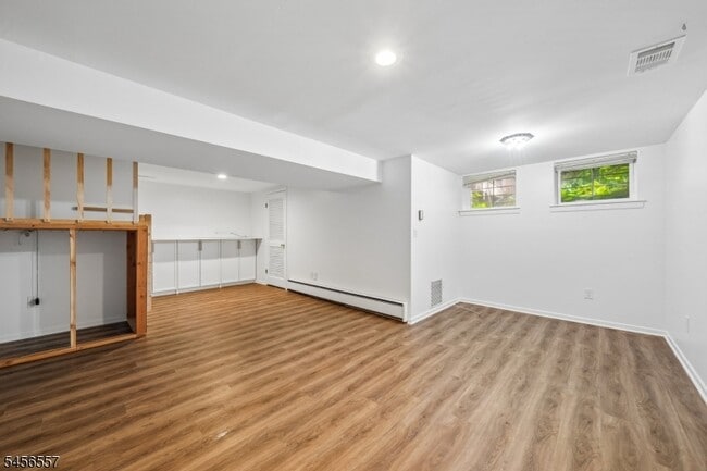 Building Photo - 22 Northbridge Pl