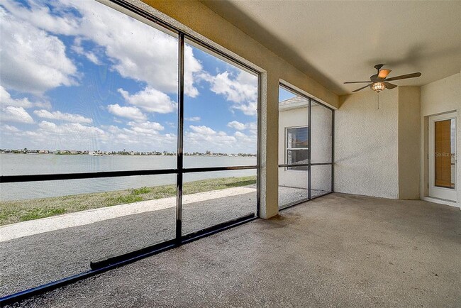 Building Photo - 1820 Mira Lago Cir