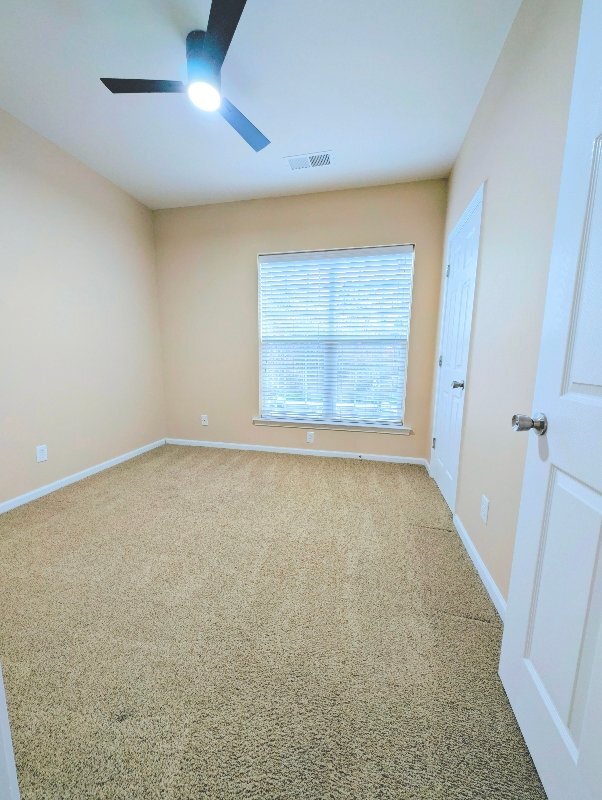 Building Photo - 15029 Santa Lucia Dr