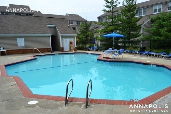 Building Photo - 2006 Peggy Stewart Way