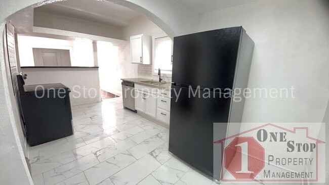 Building Photo - Beautiful 4 Bedroom 2 Bathroom Home in Kan...