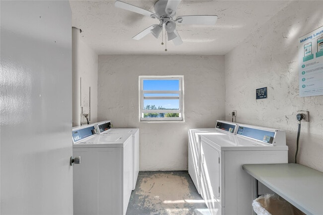 Building Photo - 3001 S Course Dr