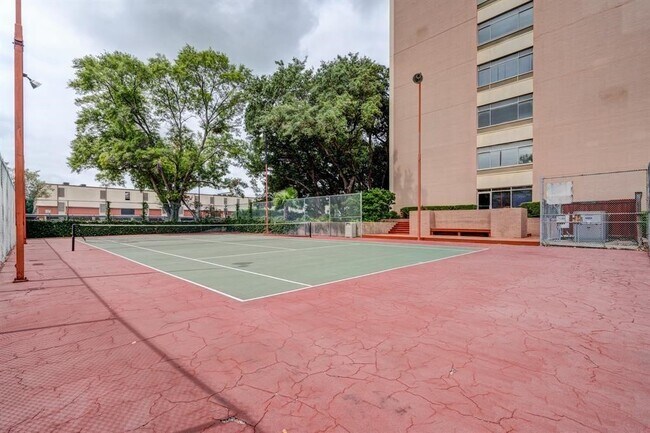 Building Photo - 7510 Hornwood Dr