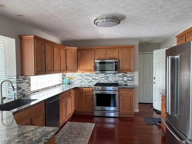 Building Photo - 33199 Ambleside Dr
