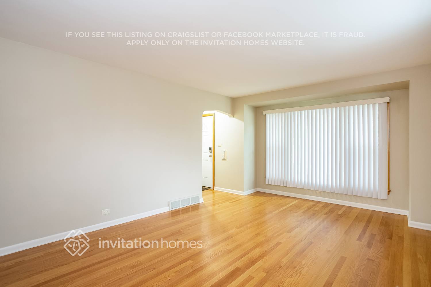 Building Photo - 8127 N Octavia Ave