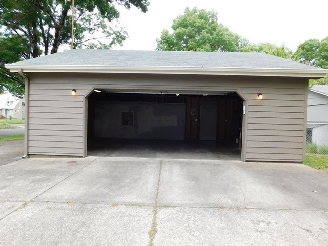 Building Photo - 3Bd/1Ba Single Story House - Available Soon!