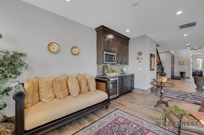 Building Photo - Stunning Luxury Mountain Home with Panoramic Views