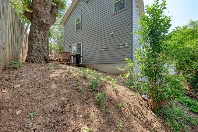 Building Photo - 5308 Downs Dr