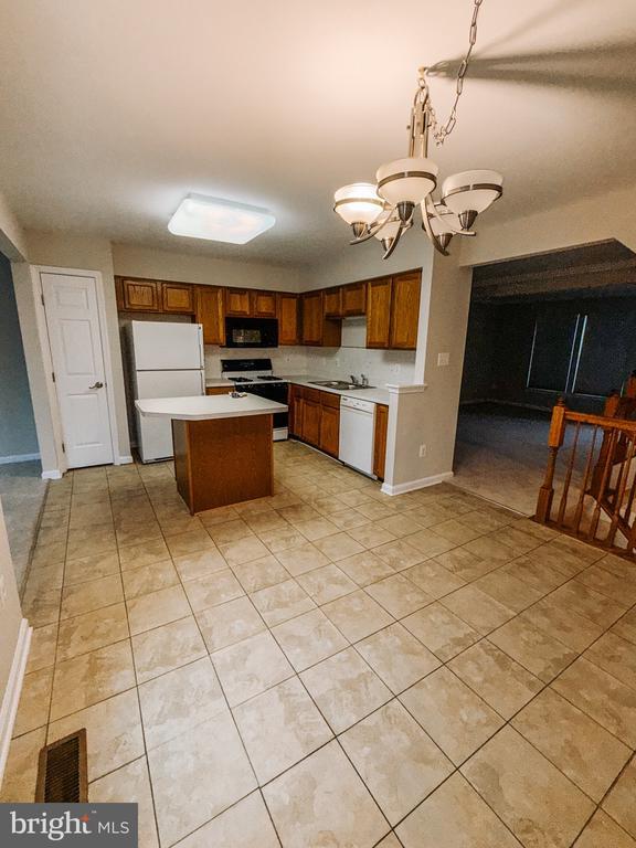 Building Photo - 4704 Turnberry Dr